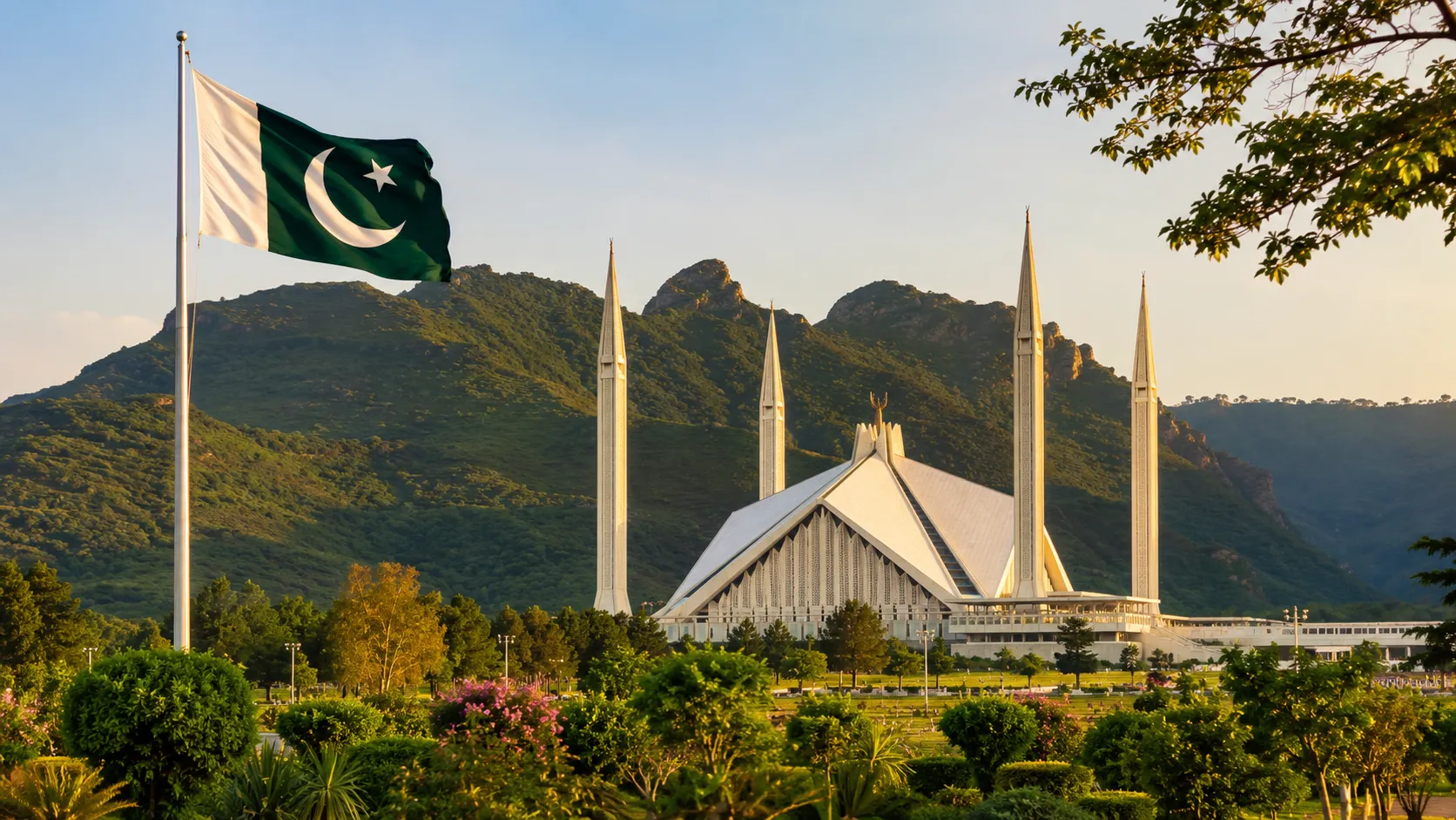 Online Quran classes for families in Pakistan